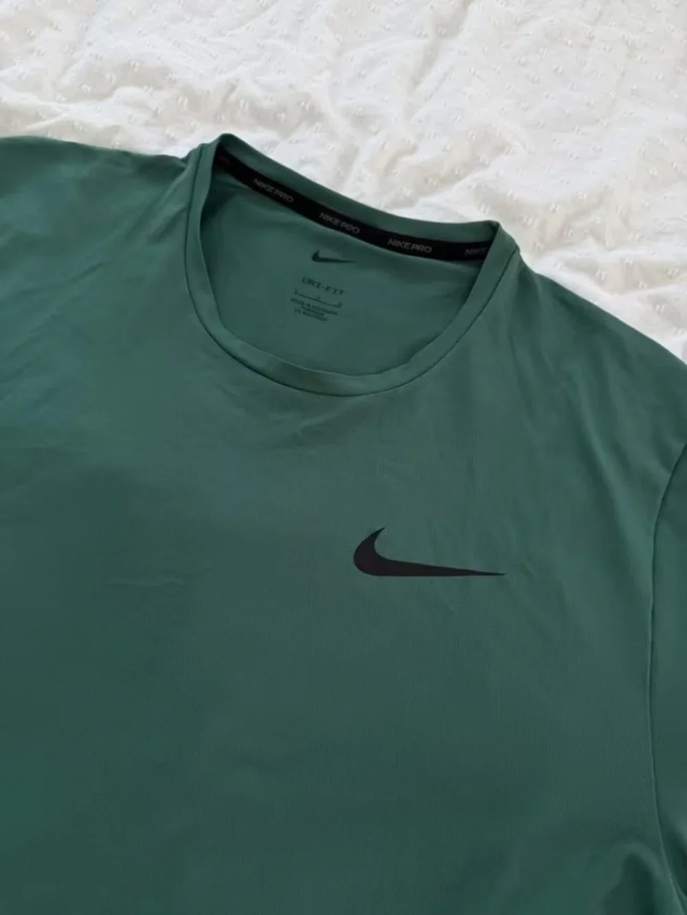 Nike Pro Dri-FIT Men's Training Shirt — Green, Size L, Excellent Condition